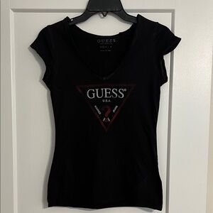 GUESS Black Logo V-Neck Tee